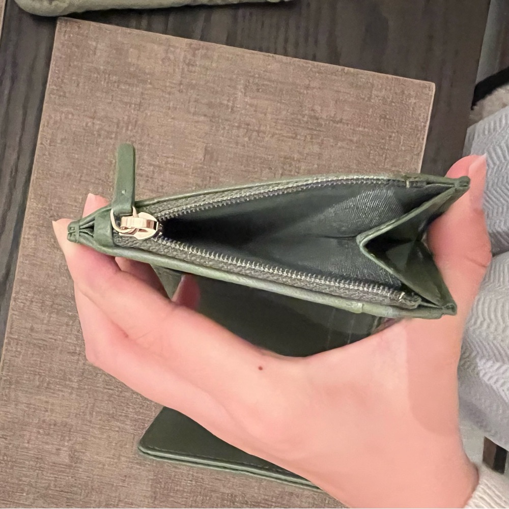 CHANEL Olive Quilted Card Holder - Picture 10 of 14